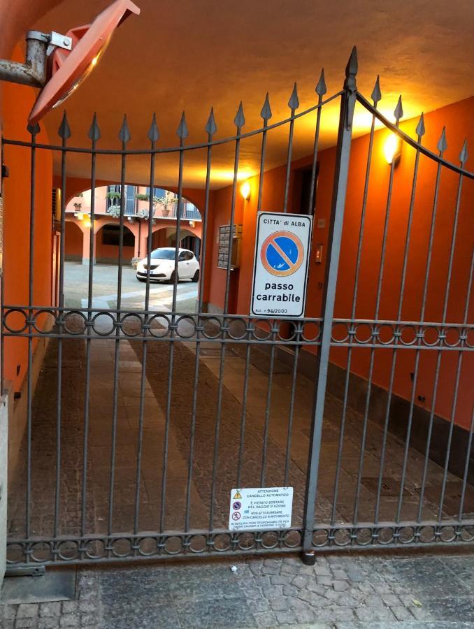 Casa Da Gio', Incantevole, Nel Cuore Di Alba, Con Posto Auto Gratuito. المظهر الخارجي الصورة